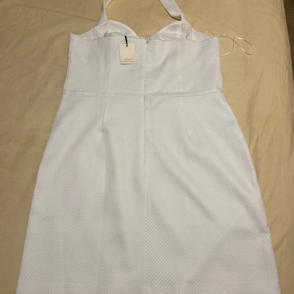 New with tags Trina Turk manti Elegant white summer halter Dress 14 bow front